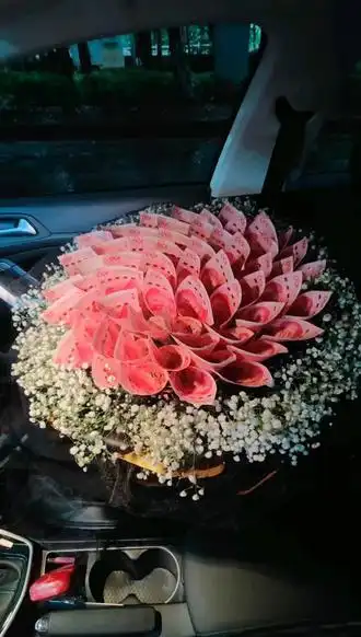 有钱花 #一束花的仪式感 - 抖音