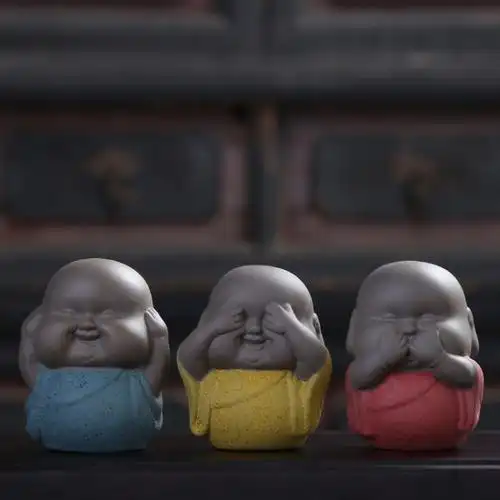 居家桌面摆件创意紫砂陶迷你三不小和尚茶宠把玩雕塑越南热卖