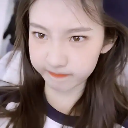 08自截 可做头像_禁二传三改 张艺凡 滤镜图 赞 评论 收藏 更多