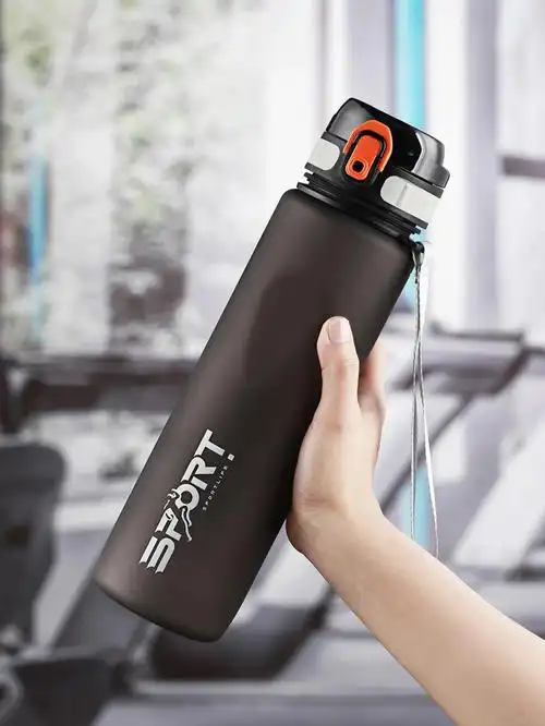 酷飒运动水杯