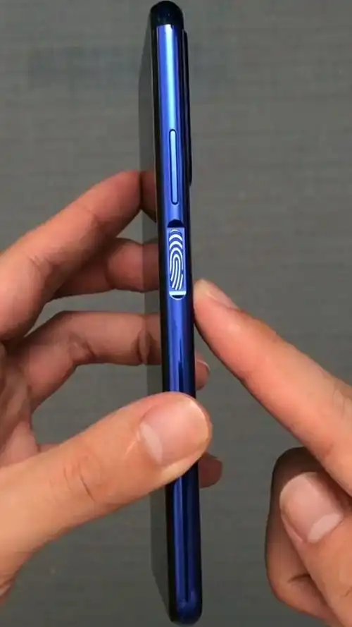 荣耀"首款"侧面指纹解锁手机?