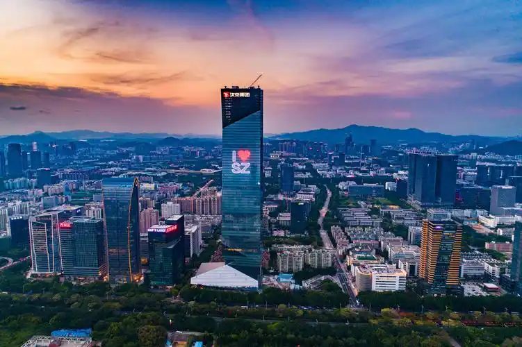 匠心精筑 百万前海新起点 ——汉京时代大厦封顶仪式成功举行