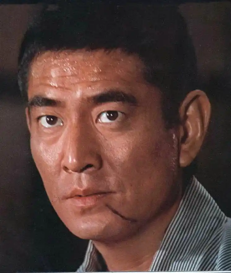 老照片:曾经的"男神"缅怀高仓健--艺术收藏--人民网