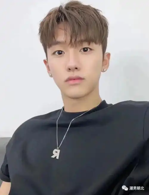 男生"碎盖发型"减龄又帅气,试试这3款,剪完不帅你打我!