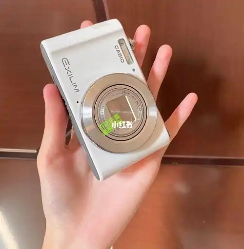 出相机卡西欧zs50瓷白长焦已出