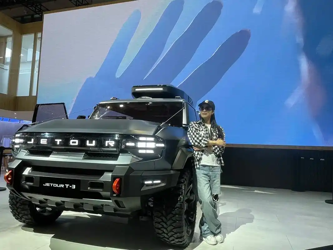 0t四缸増程器,1300马力,16万牛