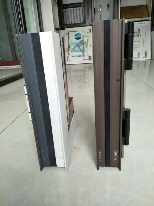 咖啡色断桥铝门窗定制 平开上悬窗封阳台 加工断桥铝隔音窗