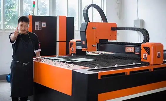 深圳骏屹激光激光切割机如何调试才能切得更快更好