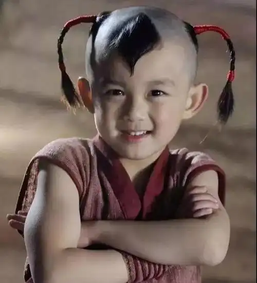 吴磊,从童星到飞流弟弟再到草原鹰师特勤,他用了十五年