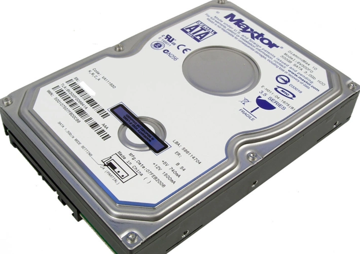 win8划分更多的磁盘分区的方法如下:1,系统下同时按住键盘上"windows"