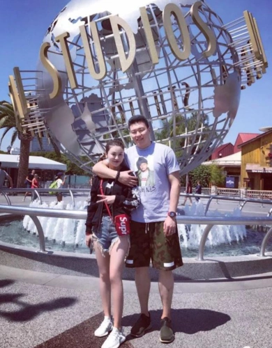 男篮李根,出生篮球世家,老婆为北京富豪之女,家中奢侈品开销大