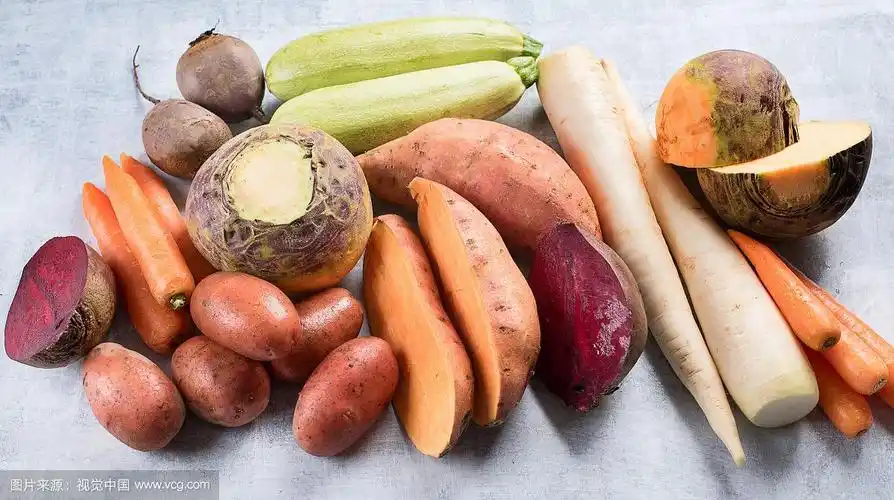 新鲜块根类蔬菜.