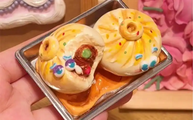 超轻粘土教程-美味大包子///好久没做小食了～刷上水彩亮油 简直有了