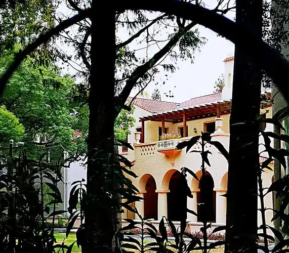 探老洋房的美丽 柯灵故居