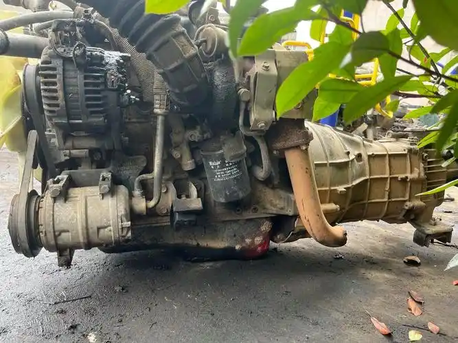 进口尼桑qd32t柴油发动机