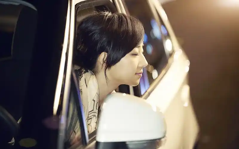 桂纶镁最新写真壁纸