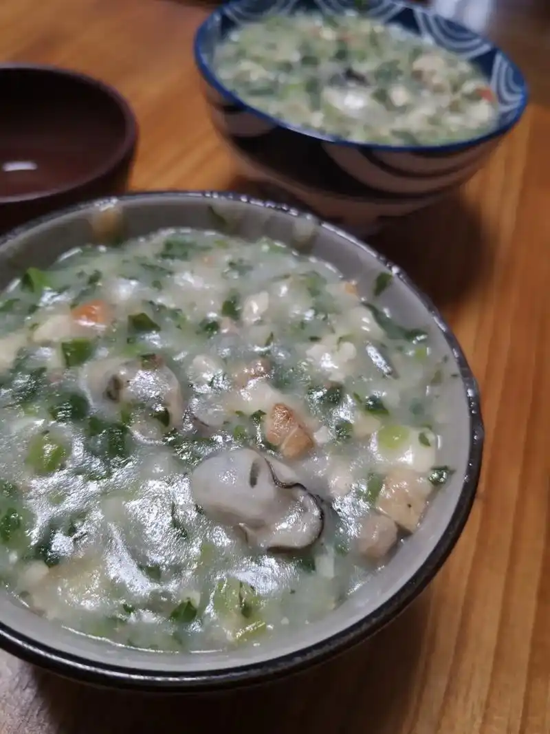 糟羹咸的甜的都吃上了,扁食也顺便吃了一顿 - 抖音