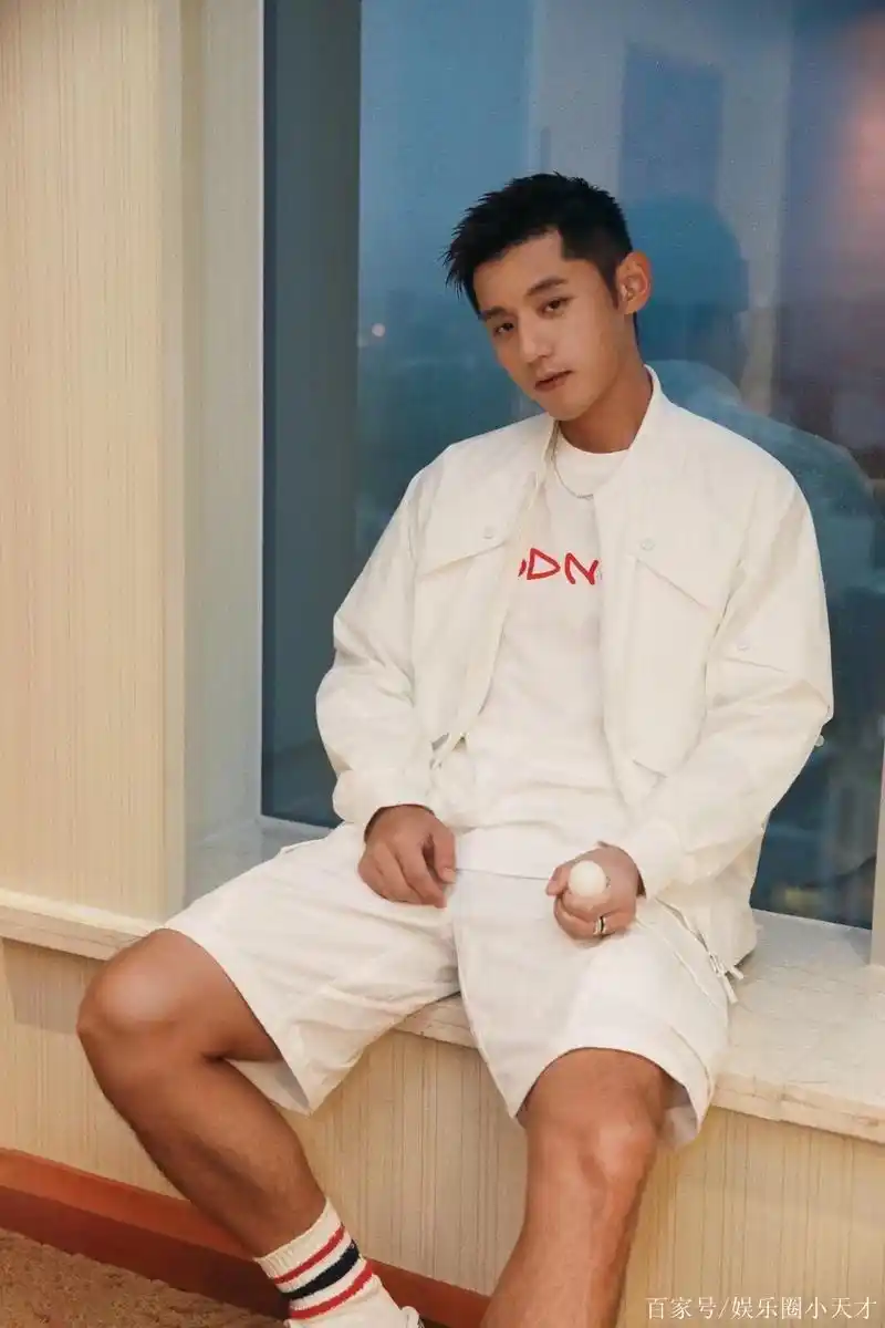 今日份张继科营业图