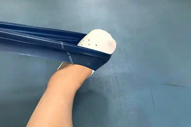 二——2 足内翻训练.jpg