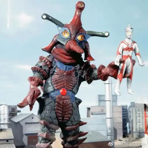 2月22日 异次元超人 巨大亚波人