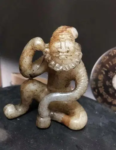 唐代胡人乐舞和田玉人物王恩才艺术馆藏品