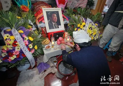 杜国芝在津逝世 弟子追忆师徒情泪流满面(视频)