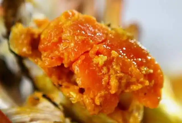 满口蟹黄,大满足