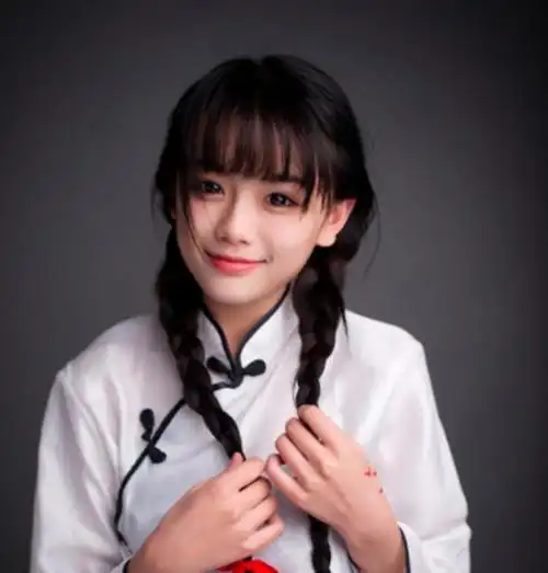 南笙天天向上网红鼻祖南笙疑整容