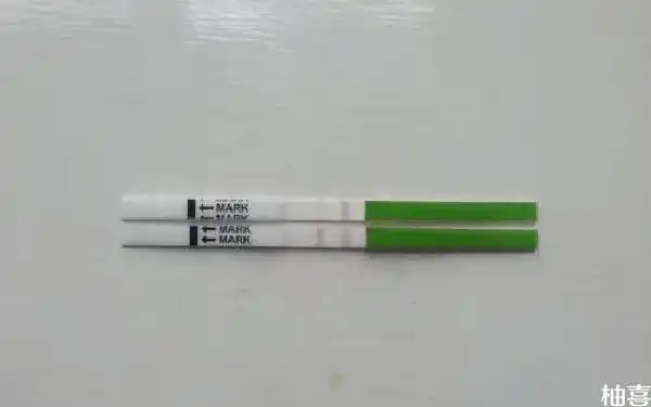 假性怀孕用试纸测会显示一深一浅的两条杠吗