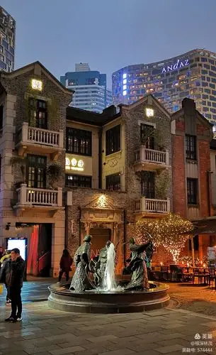 新天地 石库门里的新上海