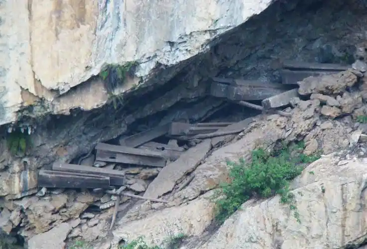 探秘| 珙县僰人悬棺