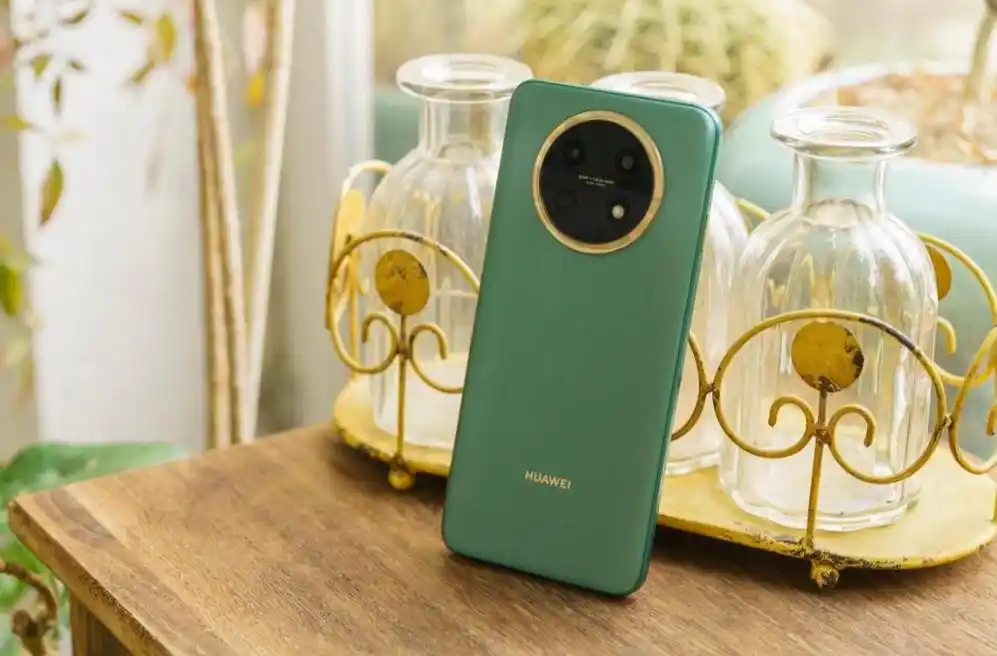 华为爆发7500mah新机,鸿蒙4.0 7英寸大屏幕,给力