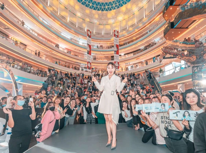 明星见面会:丁当