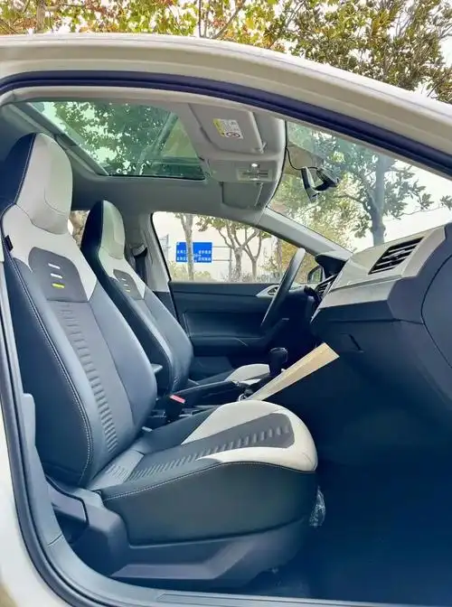 2021款poloplus15自动标配