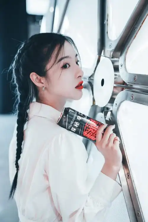 一直以来都超级向往去东京旅游,它是一座既高冷又温柔的城市,又有摩登