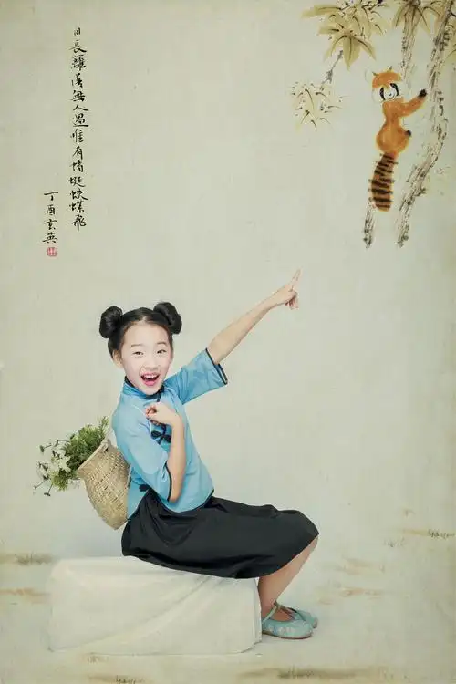 苏州小鬼当家阿杜的儿童摄影作品《古风工笔画》