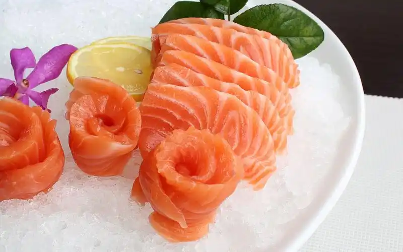 美味三文鱼图片