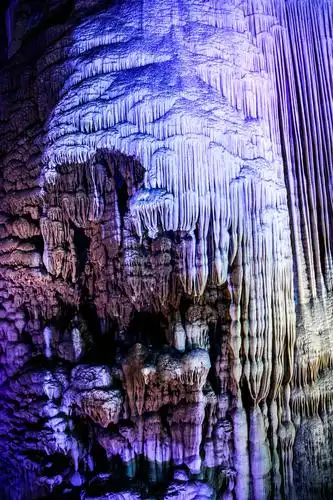 桂林银子岩:中国最美的溶洞景观,里面别有洞天|银子岩|别有洞天|桂林_