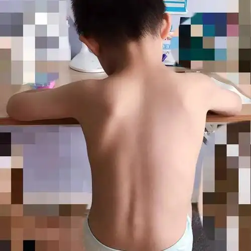 他家孩子成绩好又怎样可惜弯了