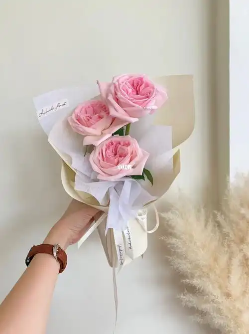 粉玫瑰#小清新#韩式花束#送女友花束#情人节花束#周年纪念#小花束