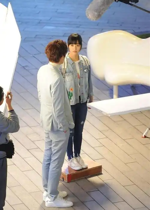 沈月身高是多少?自曝有1米6,网友打脸:那你为啥比吴昕矮?