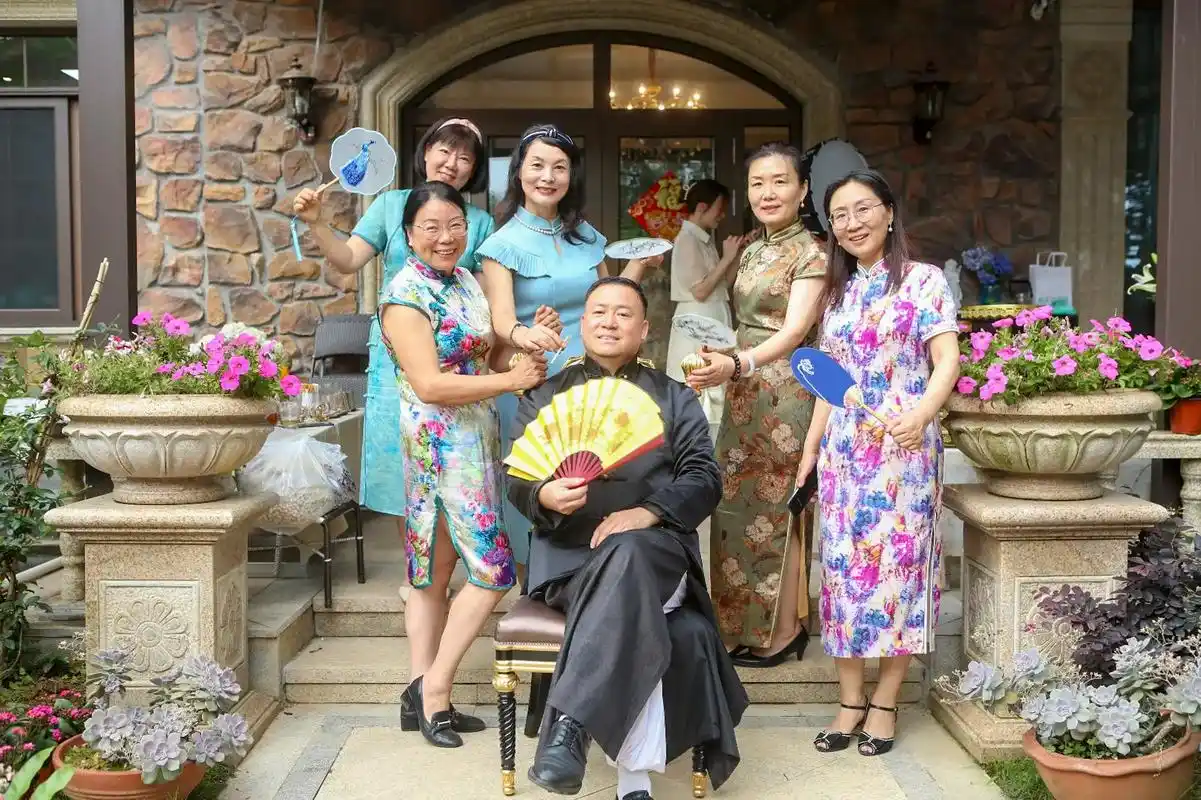 杭州云摄影跟拍 旗袍秀沙龙活动图片直播.#旗袍 #让岁月变优 - 抖音