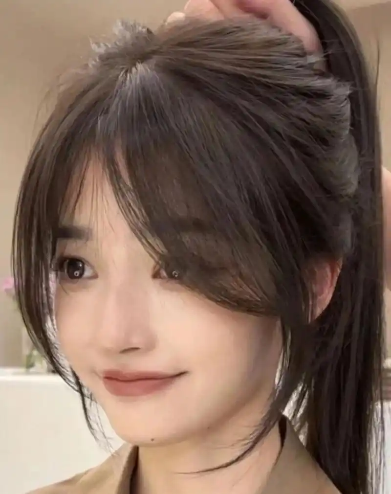 女生减龄显脸小气质刘海 女生减龄瘦脸刘海八字刘海中分刘海 年轻mm