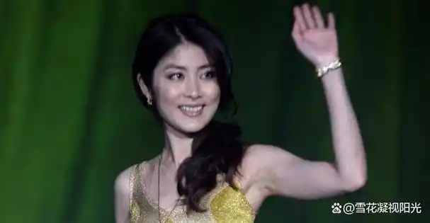 陈慧琳和周传雄再次同台勾起了无数人的青春回忆