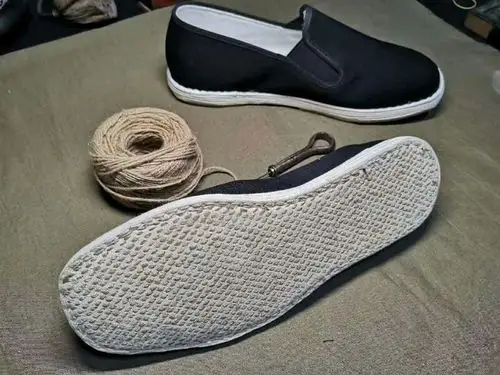 纯棉传统手工纳底布鞋