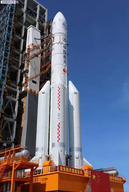 我国首次火星探测任务"天问一号"探测器成功发射