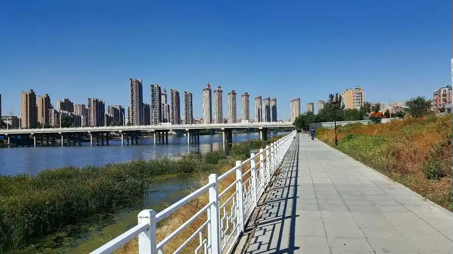 辽宁省鞍山市海城市响堂街道环城西路