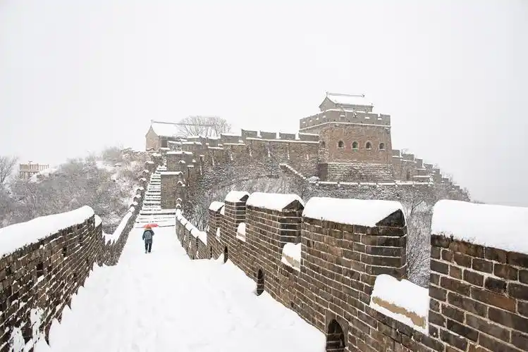 雪中金山岭长城—榆木
