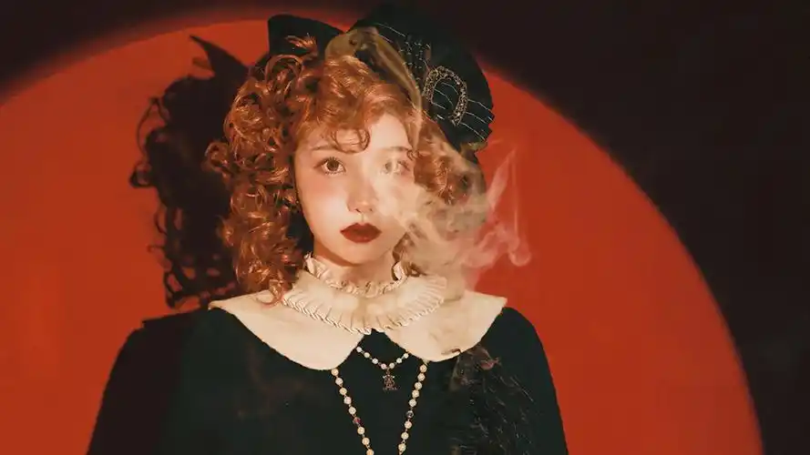 复古贵气少女优雅写真