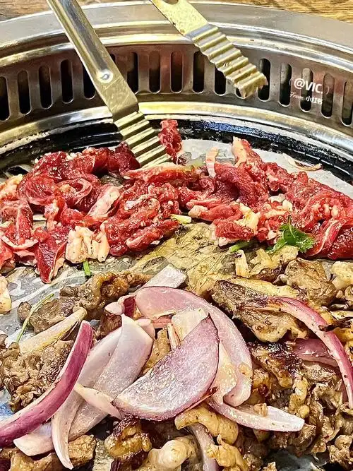 夜宵好去处  #笔记灵感居然还有人不知道【齐齐哈尔烤肉】是什么.